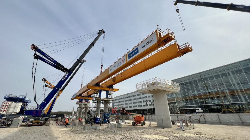Construção de tram - França 2022 (2)
